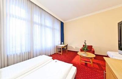 نووم هتل گیتس برلین شارلتنبورگ