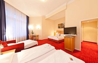 نووم هتل گیتس برلین شارلتنبورگ