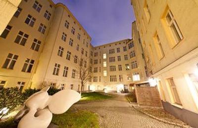 نووم هتل گیتس برلین شارلتنبورگ