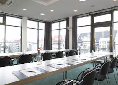 لئوناردو هتل برلین سیتی وست