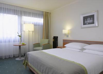 لئوناردو هتل برلین سیتی وست