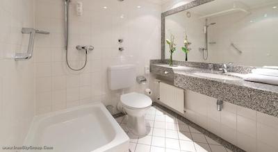 لئوناردو هتل برلین سیتی وست