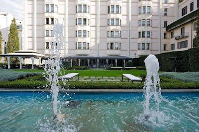 گرند ویسکنتی پالاس میلان