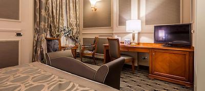 گرند ویسکنتی پالاس میلان