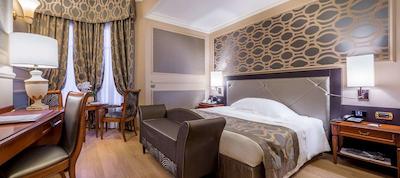 گرند ویسکنتی پالاس میلان