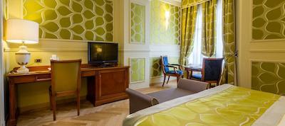 گرند ویسکنتی پالاس میلان