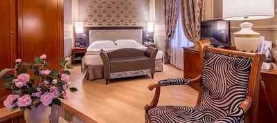 گرند ویسکنتی پالاس میلان