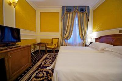 گرند ویسکنتی پالاس میلان