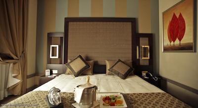 گرند ویسکنتی پالاس میلان