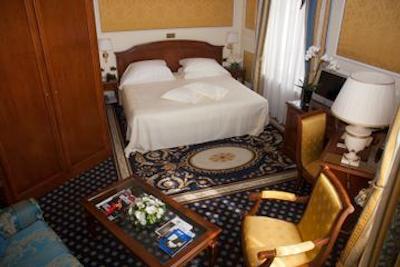 گرند ویسکنتی پالاس میلان