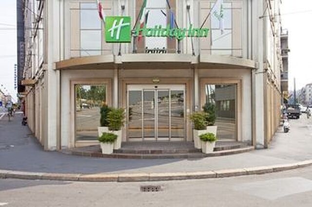 هالیدی این گریبلدی استیشن