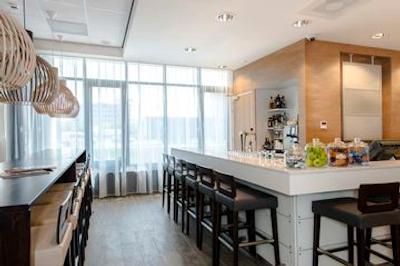 همپتون بای هیلتون آمستردام ایرپورت اسکیپول