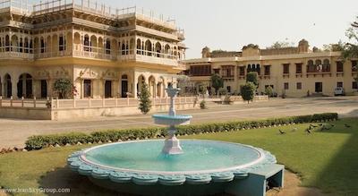 آیبیس جیپور