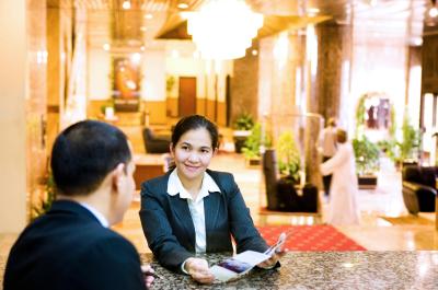 مسقط هالیدی