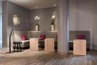 مرکور مونیخ نوپرلچ سود