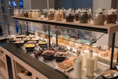 مرکور مونیخ نوپرلچ سود