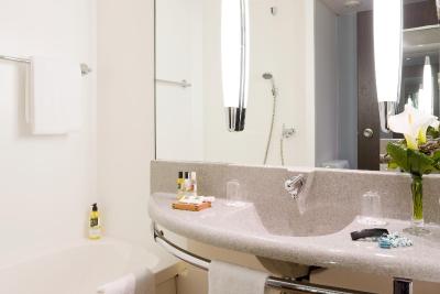 مرکور مونیخ نوپرلچ سود