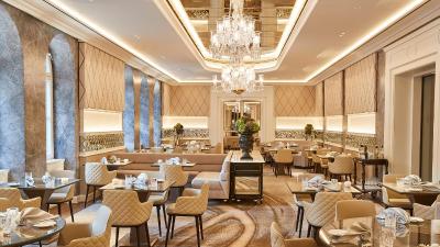 هتل ویر جاهرسزیتن کمپینسکی