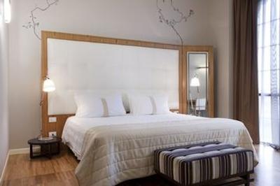 ایتالیانا هتلس میلان رهو فیر