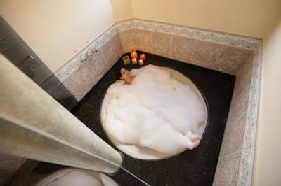 نادای کانفرت