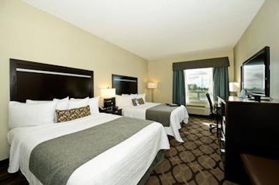 بست وسترن پلاس تراول تورنتو ایرپورت