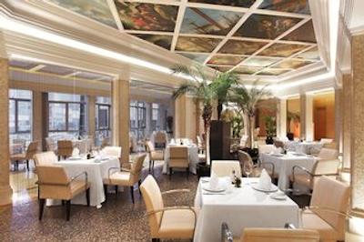 شرایتون شنزن فوتین