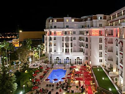 مجستیک باریری