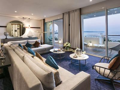 مجستیک باریری