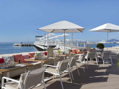 مجستیک باریری