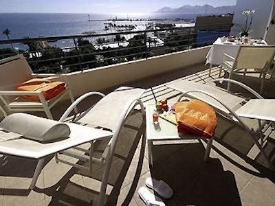 مجستیک باریری