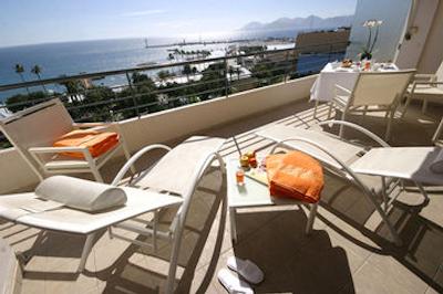 مجستیک باریری