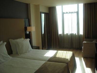 توریم آلامدا هتل