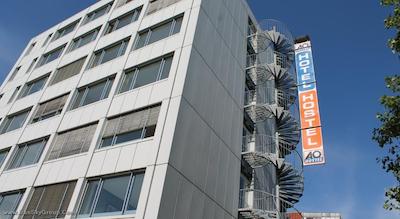 ای اند او هامبورگ هامر کیرچ