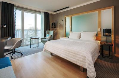 له مریدین هتل هامبورگ