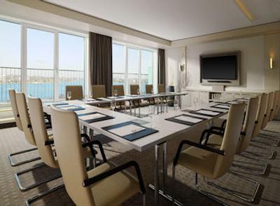 له مریدین هتل هامبورگ