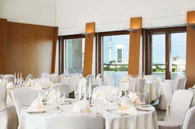 له مریدین هتل هامبورگ