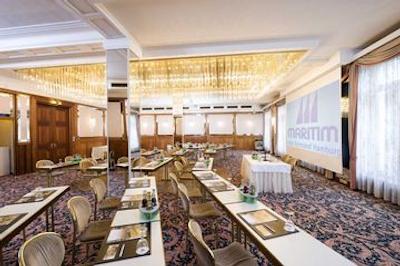 ماریتیم هتل ریچشف همبور