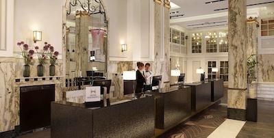 ماریتیم هتل ریچشف همبور