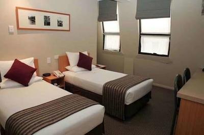 کوالیتی بتمنز هیل آن کللینس