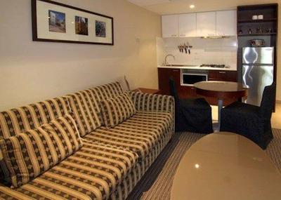 کوالیتی بتمنز هیل آن کللینس