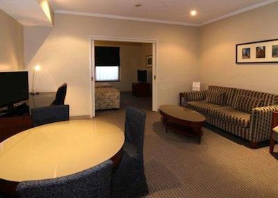 کوالیتی بتمنز هیل آن کللینس