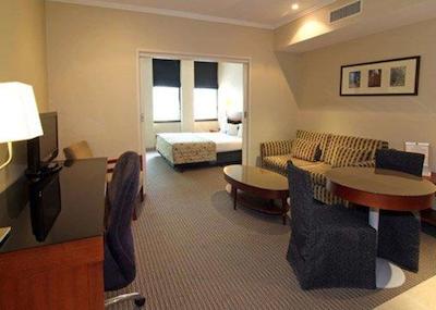 کوالیتی بتمنز هیل آن کللینس