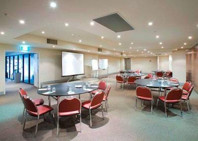 کوالیتی بتمنز هیل آن کللینس