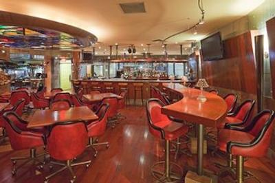 هالیدی این نیاگارا فالز-بای د فالز