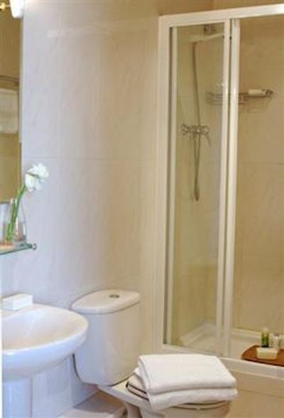 آپارتمان این بارسلونا بی اند بی ایکزمپل-مونتانر