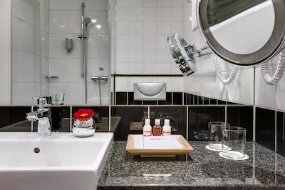 اینترسیتی هتل وین