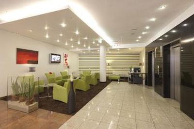 اینترسیتی هتل وین