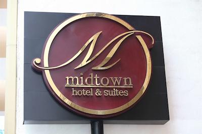 گلدن تولیپ میدتان هتل اند سوئیتس