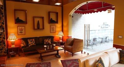 گلدن تولیپ میدتان هتل اند سوئیتس