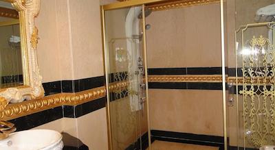 نانیانگ کینگز گیت